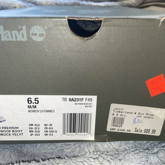 Gray velvet timberlands - Picture 3 of 5